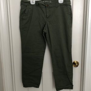 Green Old Navy pants